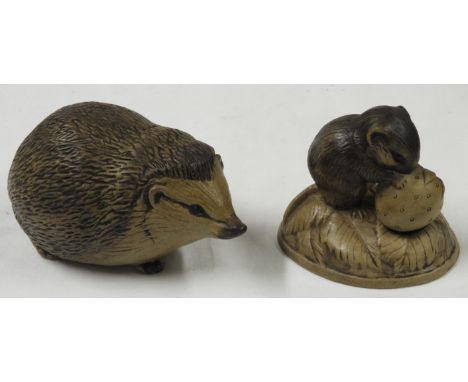 POOLE STONEWARE HEDGEHOG & MOUSE EATTING ABERRY 