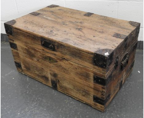 METAL BOUND TRUNK  