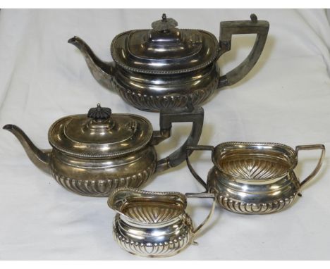 EPNS WALKER & HALL TEAPOT + 3 PCE PLATED TEA SERVICE 