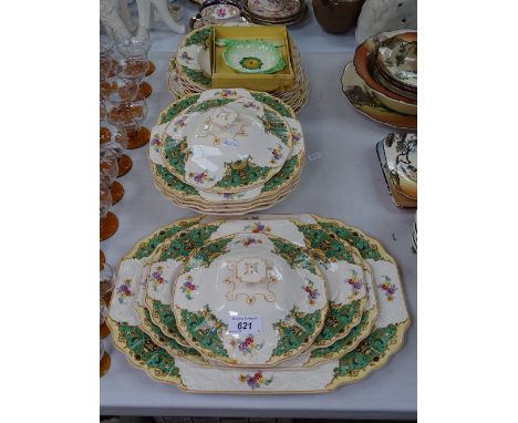 A Vintage Myott's dinner service, and a Royal Winton boxed dish and knife 