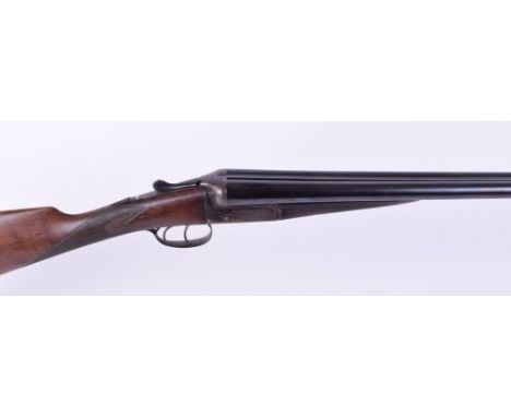 12 bore boxlock ejector by Robert Lisle, 30 ins barrels inscribed R. Lisle. Derwent St. Derby, cyl & 1/2, scroll engraved tre