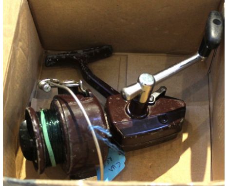 Shakespeare Standard 2015 GF fixed spool reel stamped Japan, in original box