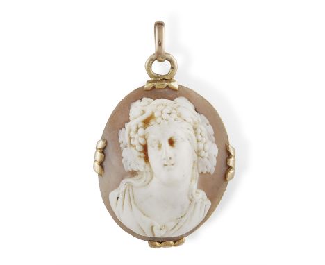 A SHELL AND AGATE CAMEO PENDANT TOGETHER WITH A SHELL, AGATE AND SEED PEARL BROOCH, both shells depicting the face of a lady 