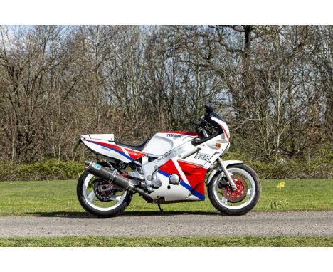 1989 Yamaha FZR600Registration no. F650 FHAFrame no. 3HE-002228Engine no. unable to accessBy the end of the 1980s, the Supers