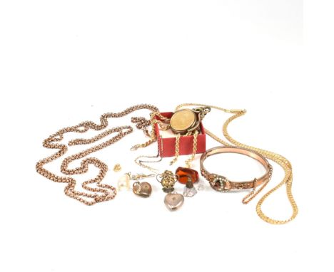 A collection of jewellery and chain fragments. The jewellery to include a 19th century long guard muff chain with dog lead cl