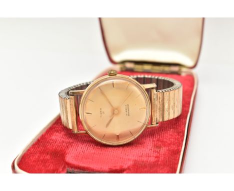 A GENTS 'TIMEX' WRISTWATCH, manual wind requires some attention, round gold dial signed 'Timex 21 jewels', baton markers, wit