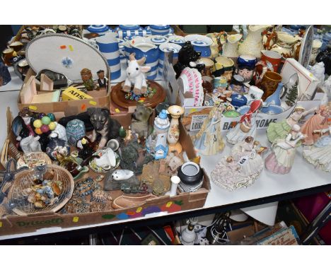 THREE BOXES AND LOOSE ORNAMENTS AND CERAMICS, to include a boxed Spode 'Christmas tree' plate, a group of Wedgwood blue Jaspe