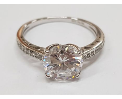 A SILVER AND CZ SOLITARE RING SIZE M 1/2 2.4G GROSS