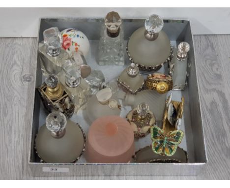 LARGE QUANTITY OF VINTAGE PERFUME AND SCENT BOTTLES INCLUDES ONE WITH HALLMARKED SILVER RIM AND CRYSTAL GLASS STOPPERS