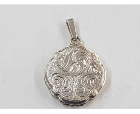 SILVER SMALL PATTERNED LOCKET PENDANT 4.2G