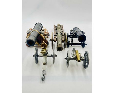 Unconfirmed Maker - Large Scale Cannon Models, comprising: Naval Cannon [Napoleonic], ACW Napoleon Cannon, Gatling Gun, Garri
