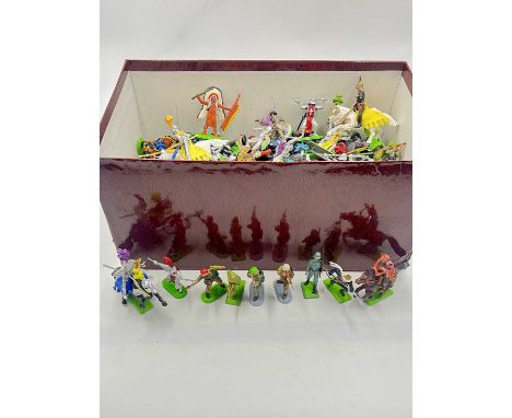 Britains Deetail / Super Deetail [Many Made in England Issues], comprising: A Quantity 150+ pieces of Various Deetail Series,