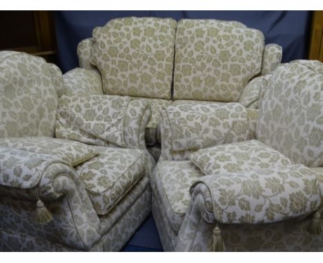 THREE PIECE CREAM SUITE - compact settee and two armchairs, cream coloured