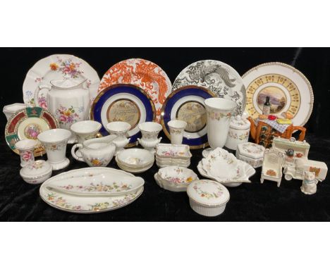 Ceramics - Crown Derby Posies pattern, Red and Black Aves, Wedgwood Mirabelle pattern, collectors plates, Michael Crawley sce