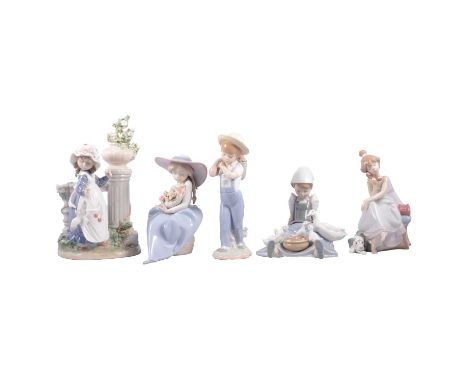 Eight Lladro porcelain models, including My Hungry Brood, 5074, height 17cm, Fragrant Bouquet, Girl in a garden (damaged), Ch