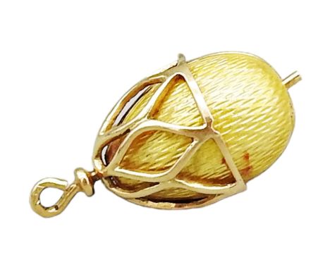Anhänger von Fabergé in Form eines Eis 18 K Gold, gestempelt. Ein wunderschöner goldener Anhänger von Fabergé in Form eines k