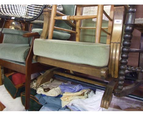 VINTAGE 1940'S ROCKING CHAIR 