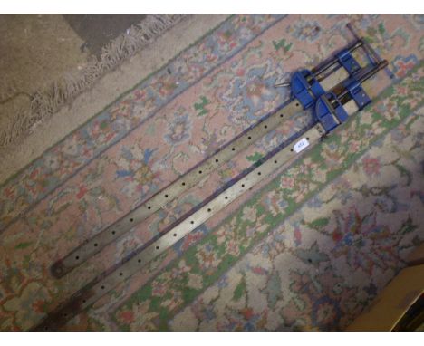 PAIR OF SASH CLAMPS 