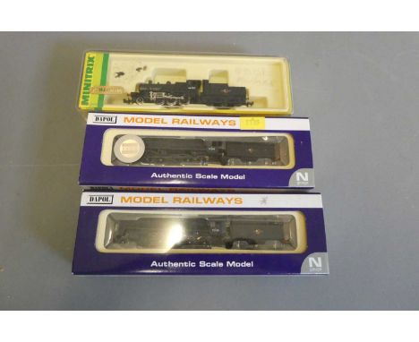 Three N gauge locomotives comprising two Dapol 9F’s, one has valve rods part detached and a Minitrix Class 4MT, boxed, good t