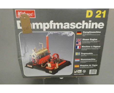 Wilesco D21 steam engine finished in red with brass polished engine parts, boxed, excellent to mint (Est. plus 24% buyer's pr