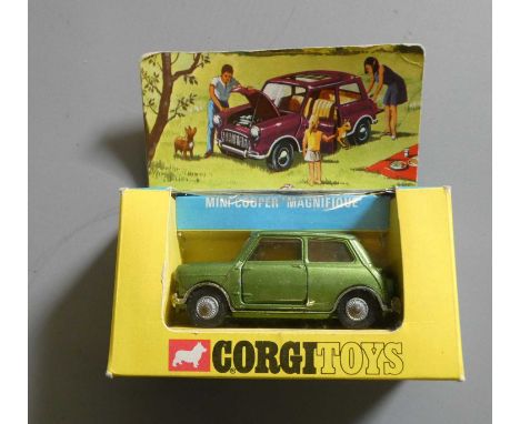 Corgi 334 Mini Cooper Magnifique, box excellent, model excellent (Est. plus 24% buyer's premium inc. VAT)