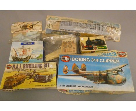 Thirteen plastic kits by Airfix and others, some boxes very poor, others good, unchecked for completeness (Est. plus 24% buye