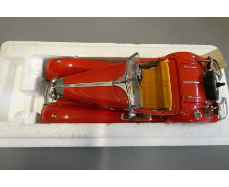 Franklin Mint 1:24 scale Mercedes 500K Roadster. Spare wheel loose, some stickers lifting, good+ (Est. plus 24% buyer's premi