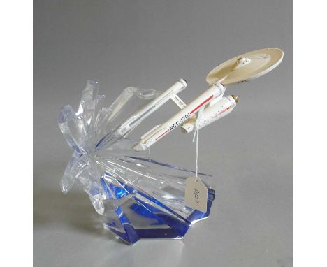 Star Trek - rare Franklin Mint bisque Star Ship Enterprise NCC-1701 on "crystal" base, 8 1/2" high, fair (Est. plus 24% buyer