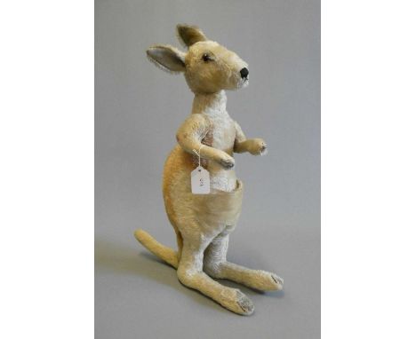 A large Steiff kangaroo with jointed neck and shoulders, no button (Est. plus 24% buyer's premium inc. VAT)Condition Report: 