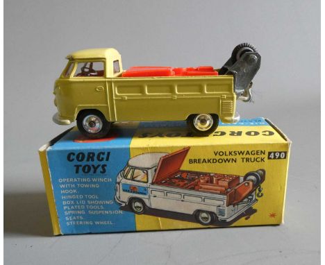 Corgi 490 VW breakdown truck, box good, model excellent (Est. plus 24% buyer's premium inc. VAT)
