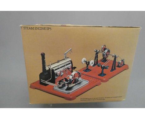 Mamod SP5 steam engine, boxed, in excellent unused condition, box fair, model excellent to mint (Est. plus 24% buyer's premiu