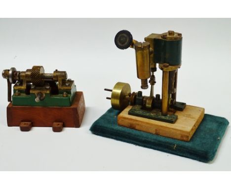 Vickers Armstrong - Two scale working models, largest height 11.5cm.