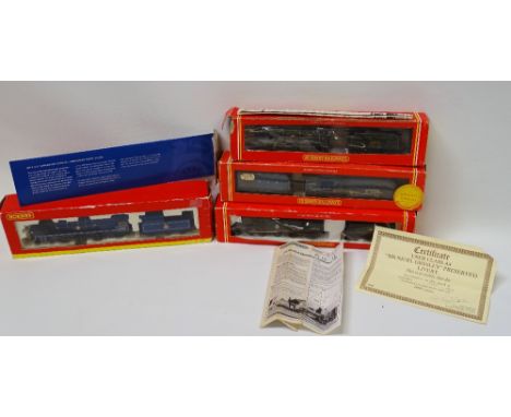 Hornby 00 Guage - Boxed engines to include, R.258 LNER 4-6-2 Loco 'Sir Nigel Gresley', R.057 SR 4-4-0 Loco 'Charterhouse', R.