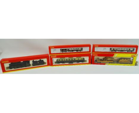 Hornby 00 Guage - Boxed items to include, R.2450 BR 4-6-0 Class 5MT Locomotive '45393' Weathered, R.4150 Pullman 3rd Class Br