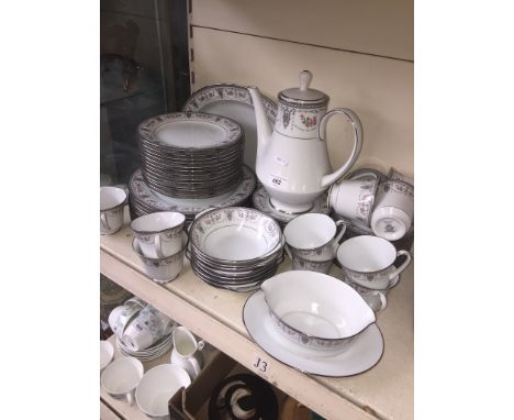 Noritake Catrina dinner ware approx. 70 pieces 