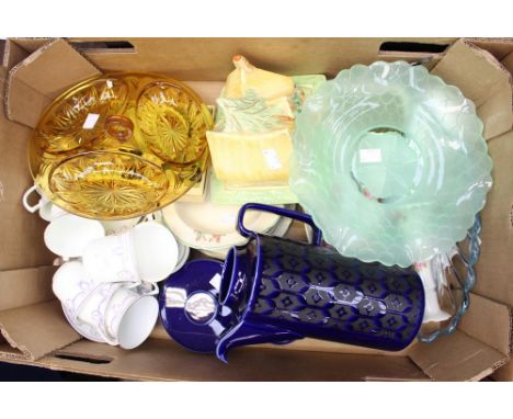 Boxed Carlton ware, a 1920s/30 cheese dish and cover, dressing table set and brush/mirror, tea strainer, three glass (coloure