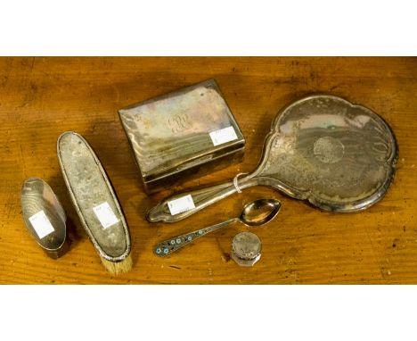 A collection of silver including an Edwardian plain cigarette box, London 1903, an oval ring box, Birmingham, 1912, small bot