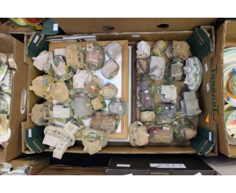 A quantity of Liliput Lane ceramic houses and deeds