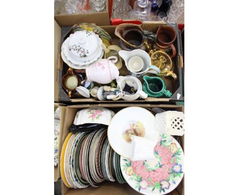 A quantity of Royal Worcester and other plates, together with Majolica and stoneware plates and other jugs (2 boxes)