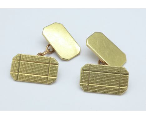 A pair of 9ct gold cufflinks, 8.9g