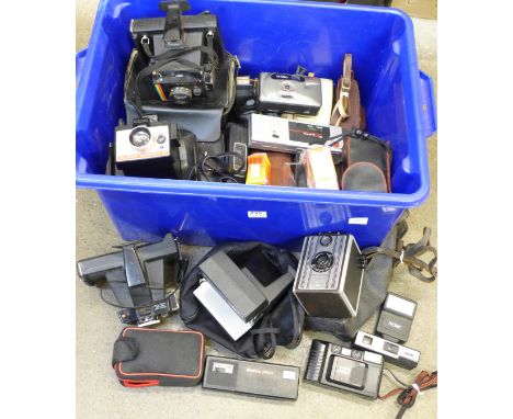 A collection of cameras, four Polaroid Land cameras, three cased, Kodimatic, Regula Picca, Ilford Sport, Tamashi, box camera,