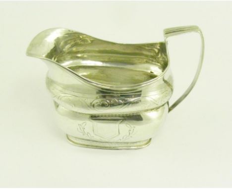 AN IRISH GEORGE III SILVER ENGRAVED CREAM JUG, CRESTED, DUBLIN 1806, 4OZS