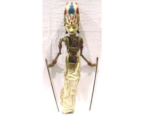 Large hand carved wood Balinese puppet in traditional dress, H: 45 cm. P&amp;P Group 3 (£25+VAT for the first lot and £5+VAT 