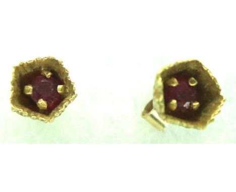 Pair of 9ct gold and ruby stud earrings, 1.3g. P&amp;P Group 1 (£14+VAT for the first lot and £1+VAT for subsequent lots) 