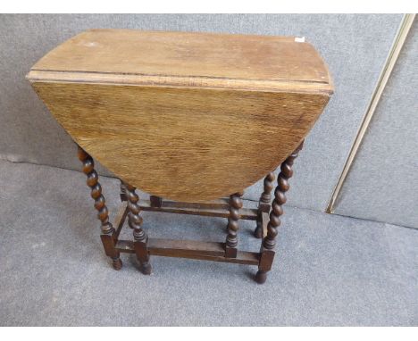 Oak twist gate-leg table
