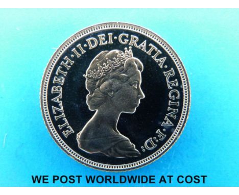 A 1980 second portrait gold full sovereign 