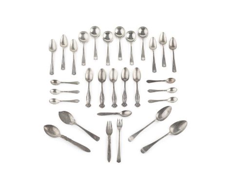 A small quantity of assorted American silver flatware, to include a set of 6 ice cream spoons with 6 matching teaspoons and a