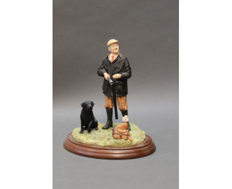 Border Fine Arts a figure titled "A Right and Left", model No. B0253B, with a black labrador.