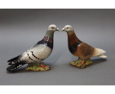 Beswick two pigeons model No. 1383.