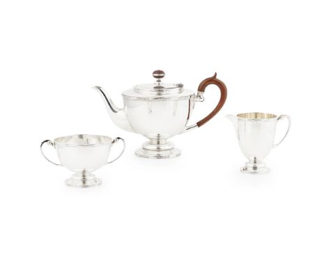 A MODERN THREE PIECE TEA SERVICE  BROOK & SON, SHEFFIELD 1932   comprising tea pot, twin handled sugar bowl and milk jug, all